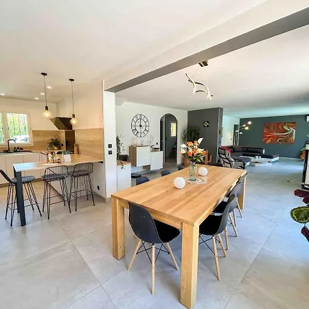 Maison Spacieuse Avec Piscine A Vila Sanary-sur-Mer