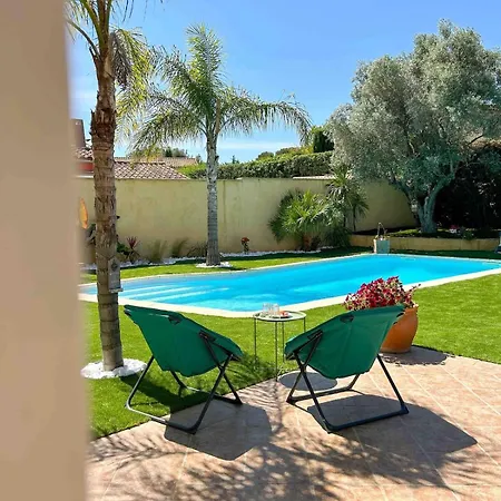 Maison Spacieuse Avec Piscine A * Sanary-sur-Mer