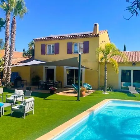 Villa Maison Spacieuse Avec Piscine A Sanary-sur-Mer